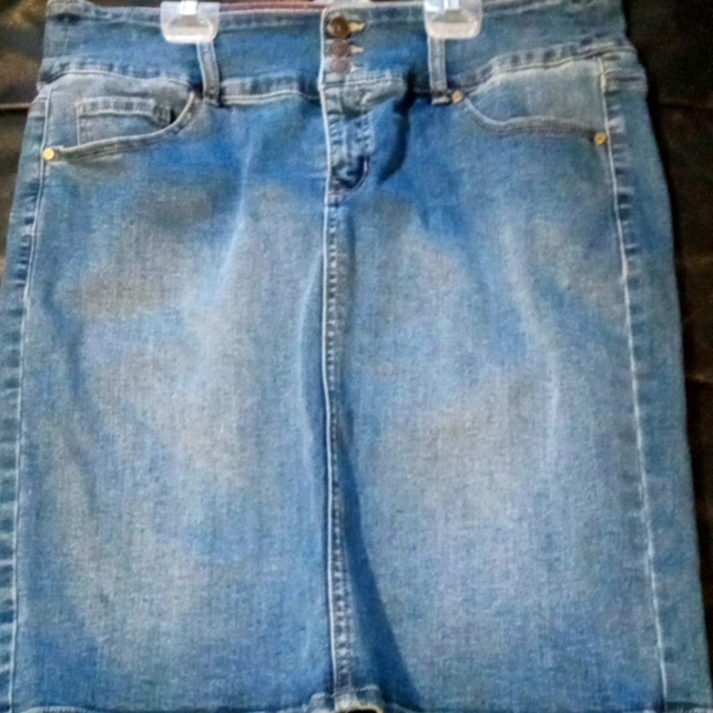 Jean pencil skirt size large
